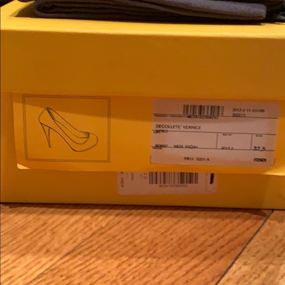 Fendi Decolette Vernice front platform pumps - Picture 7 of 7